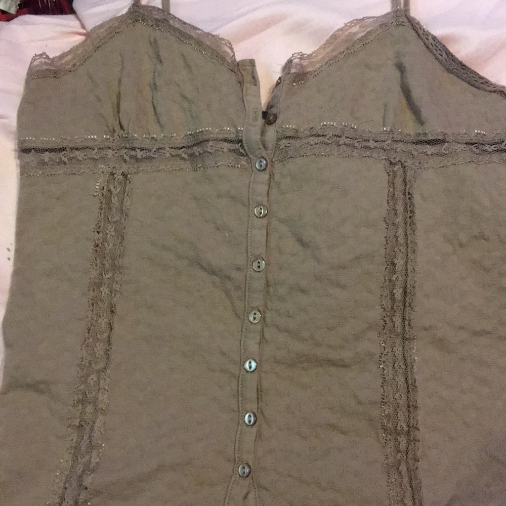 tan tank top